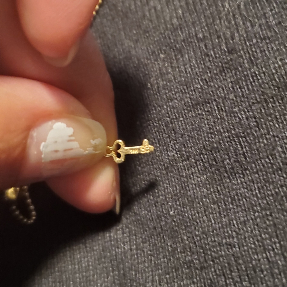 14k Sydney Evan diamond heart and key necklace - Picture 4 of 6